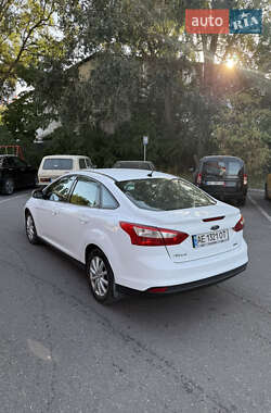 Седан Ford Focus 2013 в 