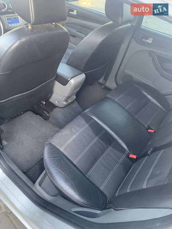 Универсал Ford Focus 2009 в Жовкве