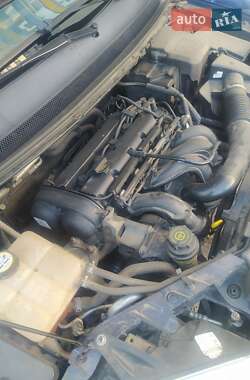 Хэтчбек Ford Focus 2006 в Чернигове