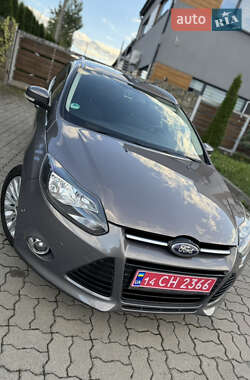 Универсал Ford Focus 2012 в 