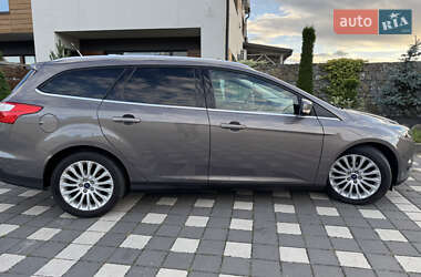 Универсал Ford Focus 2012 в 