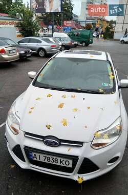 Седан Ford Focus 2014 в 