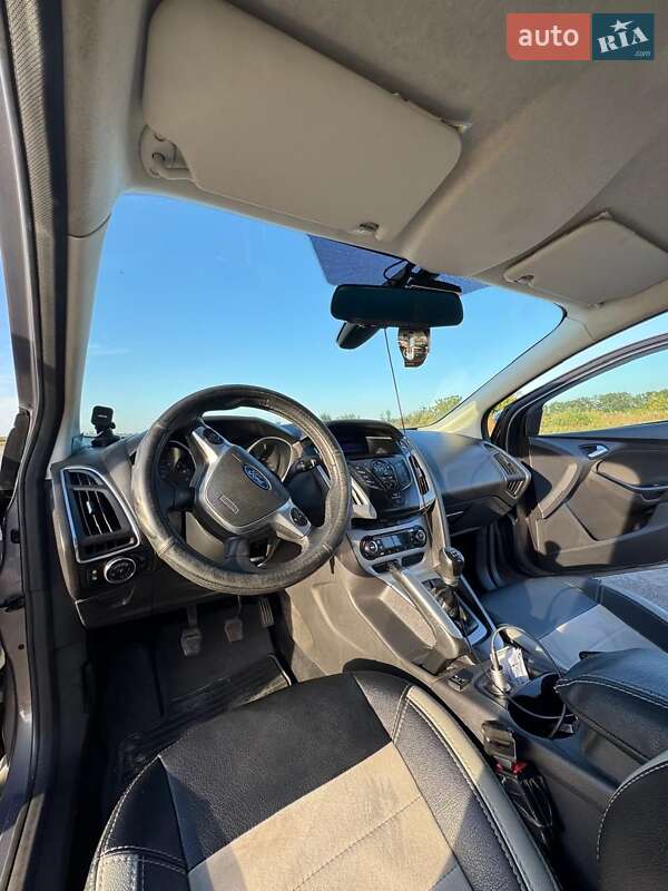 Седан Ford Focus 2011 в Ракитном фото 15 Седан Ford Focus 2011 в Ракитном