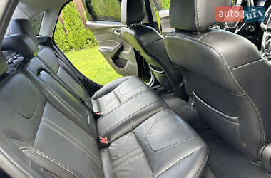 Седан Ford Focus 2013 в 