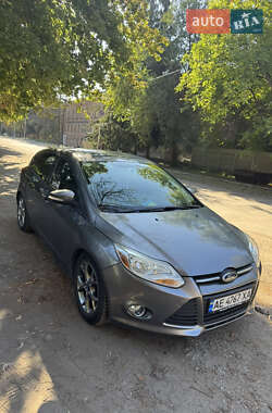Хэтчбек Ford Focus 2014 в Днепре