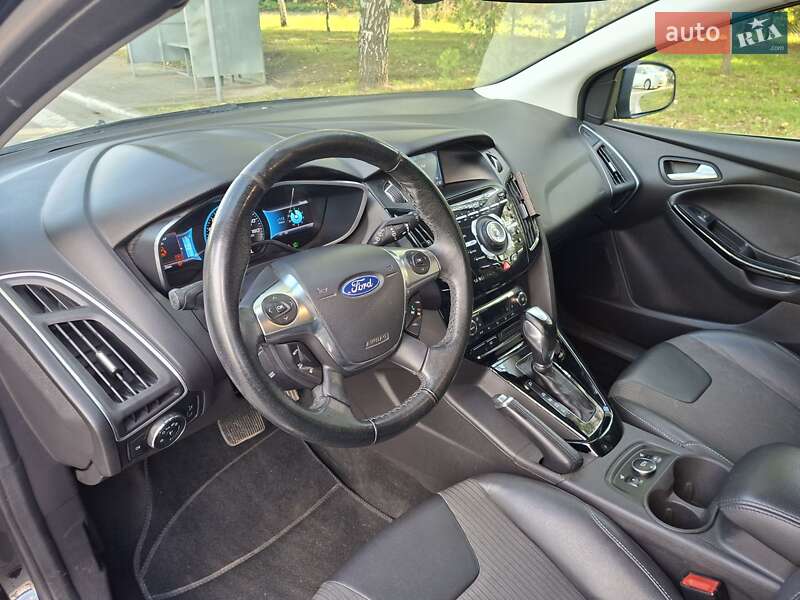 Хэтчбек Ford Focus 2013 в Луцке фото 23 Хэтчбек Ford Focus 2013 в Луцке