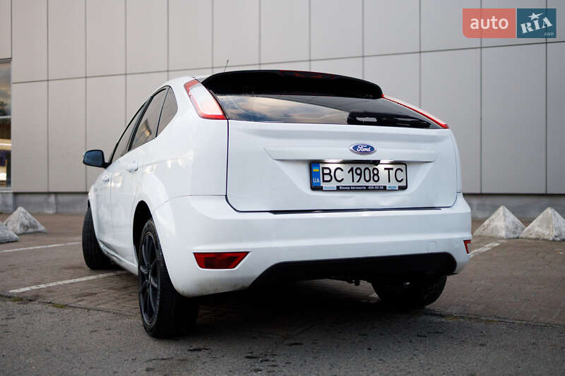 Хэтчбек Ford Focus 2011 в Львове фото 12 Хэтчбек Ford Focus 2011 в Львове