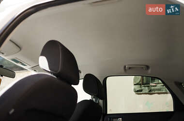 Хэтчбек Ford Focus 2011 в 