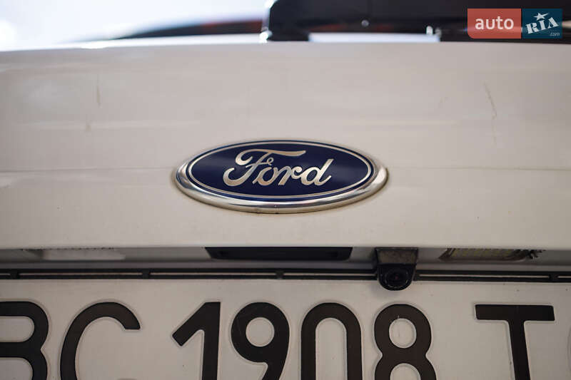 Хэтчбек Ford Focus 2011 в Львове фото 48 Хэтчбек Ford Focus 2011 в Львове