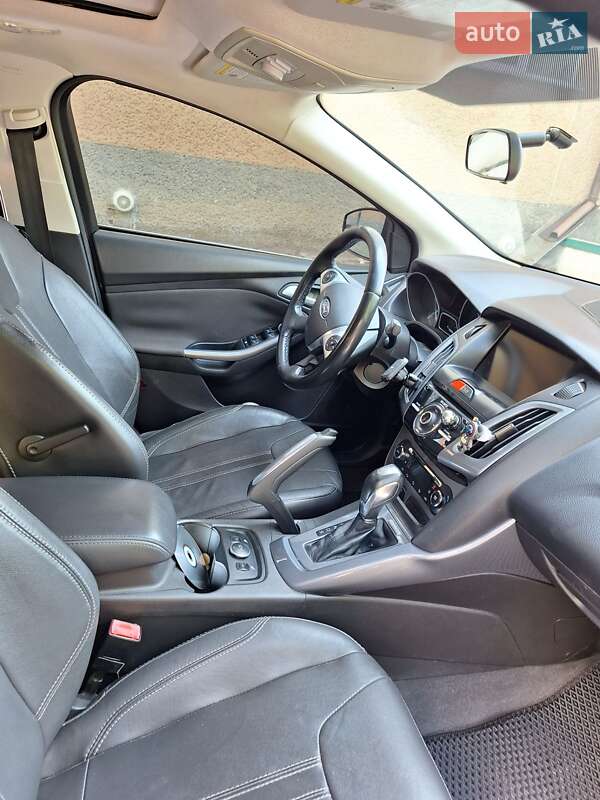 Седан Ford Focus 2012 в Золочеве
