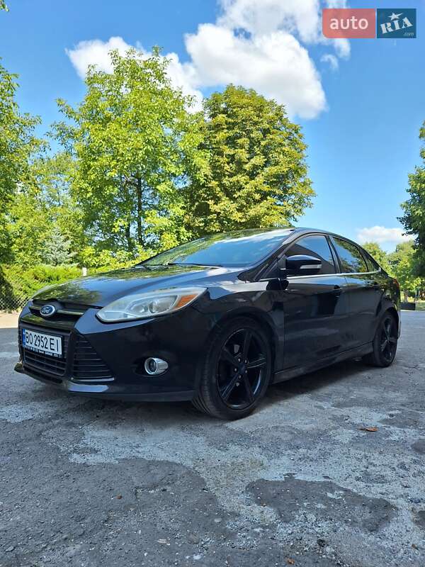 Седан Ford Focus 2012 в Золочеве