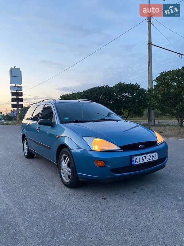 Ford Focus 2000