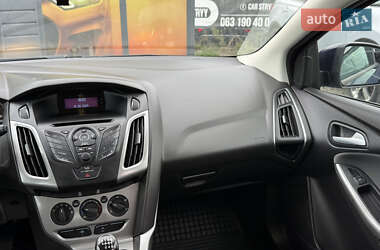 Универсал Ford Focus 2011 в 
