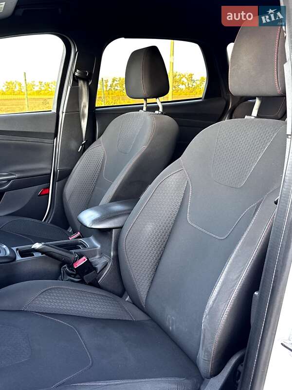 Универсал Ford Focus 2017 в Киеве фото 13 Универсал Ford Focus 2017 в Киеве