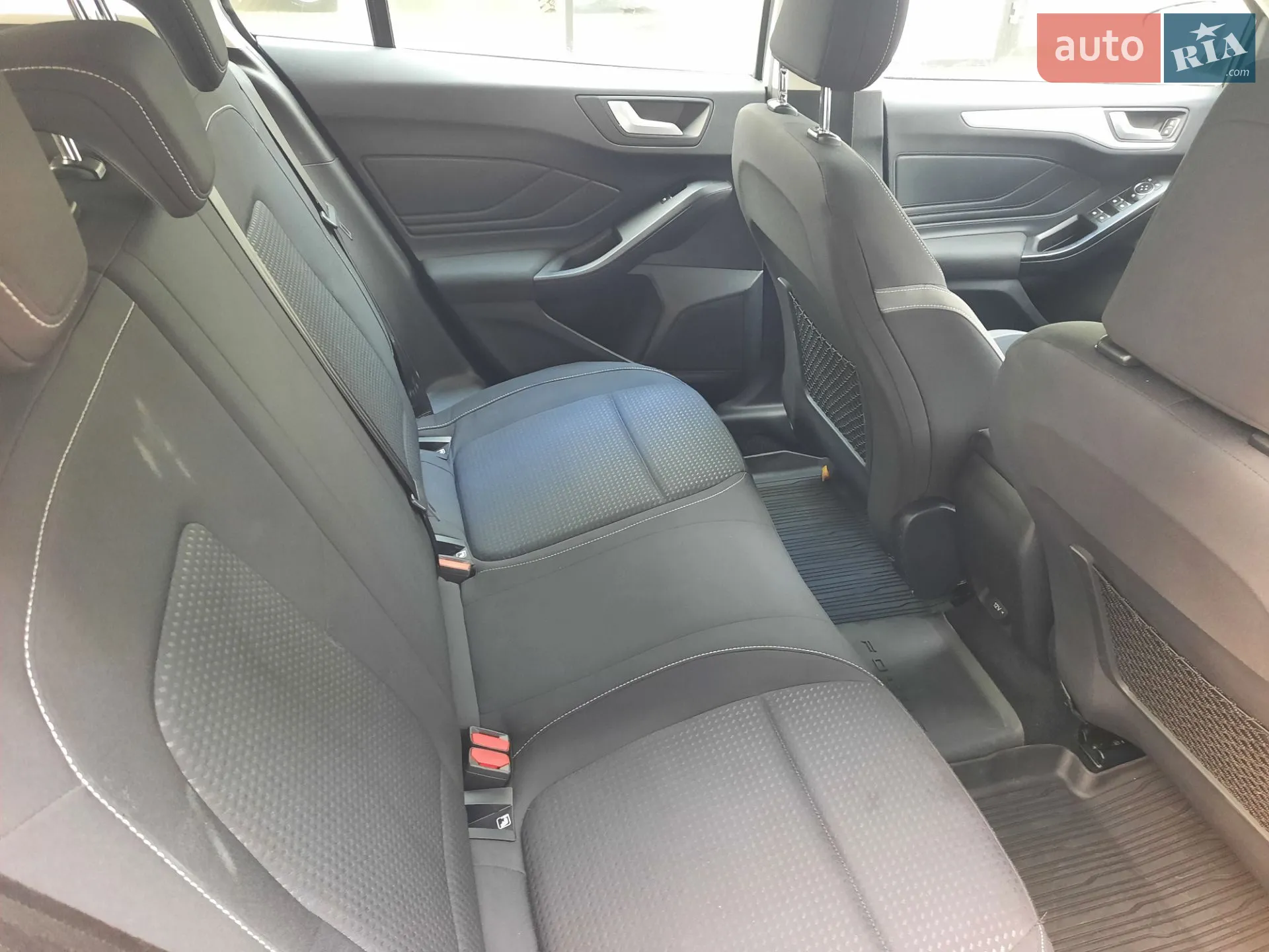 2018 Ford Focus - мініатюра 20