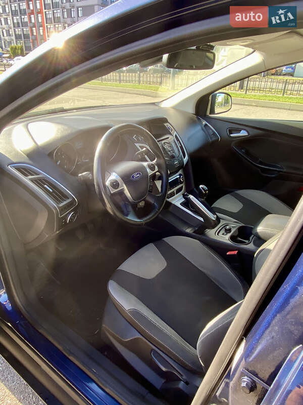 Седан Ford Focus 2012 в Киеве фото 8 Седан Ford Focus 2012 в Киеве