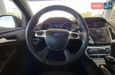 Универсал Ford Focus 2014 в 