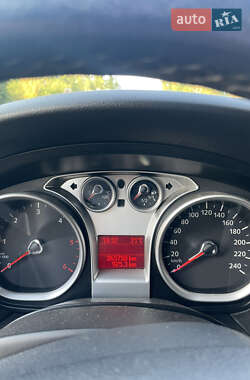 Универсал Ford Focus 2009 в Ровно