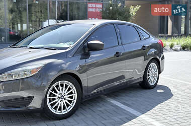 Седан Ford Focus 2016 в 