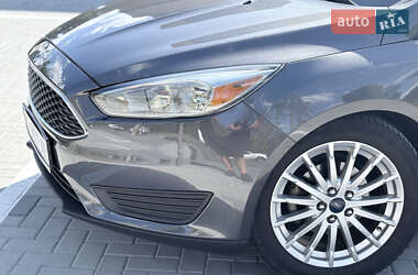 Седан Ford Focus 2016 в 