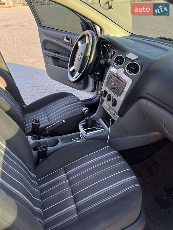 Универсал Ford Focus 2008 в Сарнах фото 12 Универсал Ford Focus 2008 в Сарнах