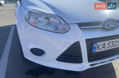 Хэтчбек Ford Focus 2013 в 