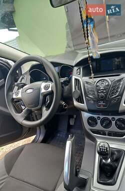 Универсал Ford Focus 2012 в 
