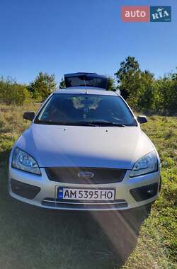 Універсал Ford Focus 2005 в  фото 4 Універсал Ford Focus 2005 в