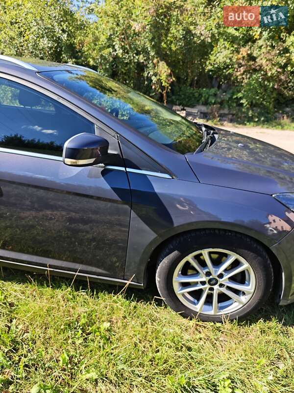 Универсал Ford Focus 2013 в Стрые