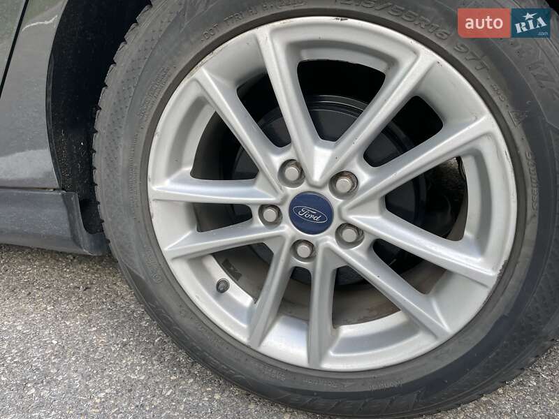 Хэтчбек Ford Focus 2015 в Львове фото 24 Хэтчбек Ford Focus 2015 в Львове