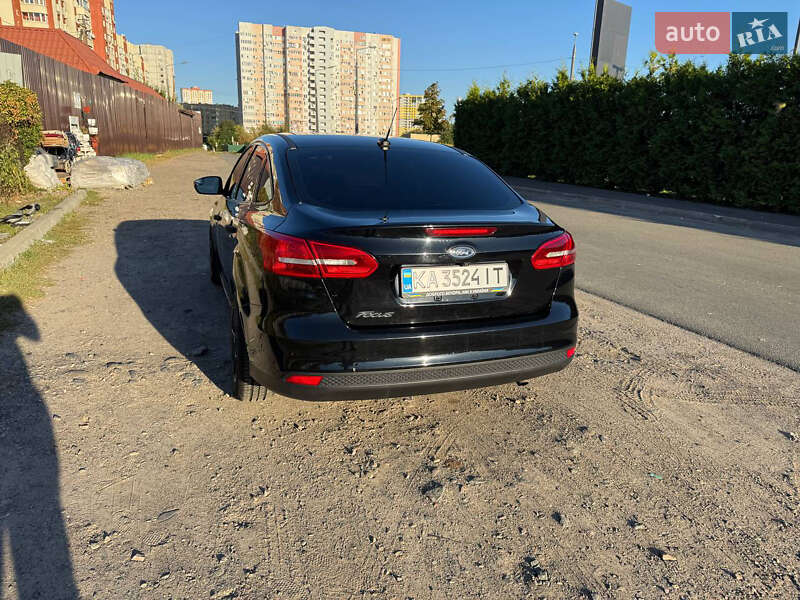 Седан Ford Focus 2018 в Киеве