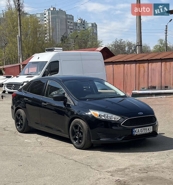 Седан Ford Focus 2018 в Киеве