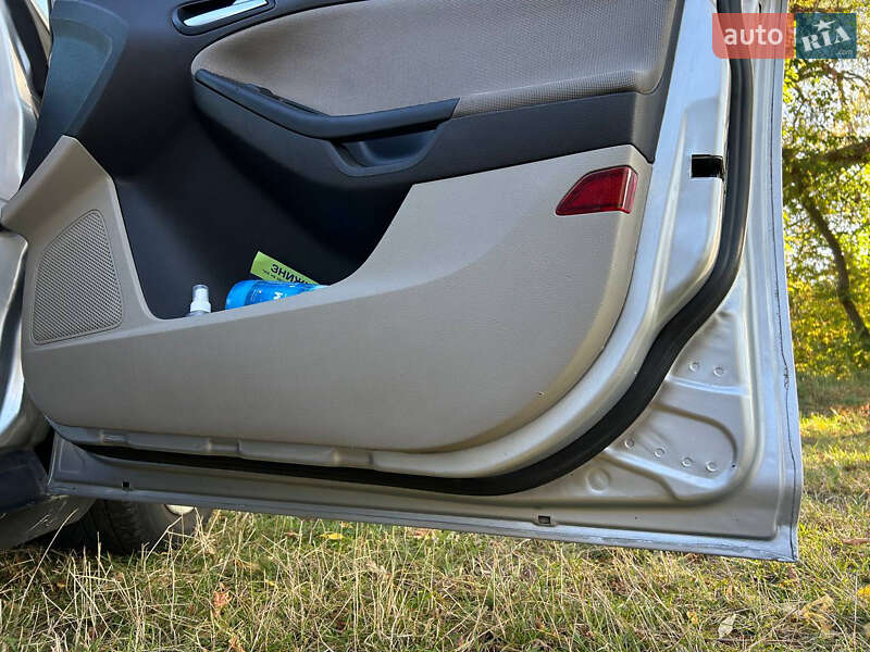 Седан Ford Focus 2014 в Мироновке фото 16 Седан Ford Focus 2014 в Мироновке