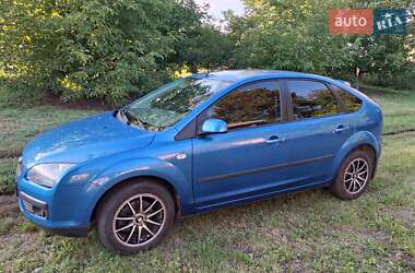 Хэтчбек Ford Focus 2007 в Бурыни