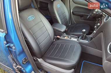 Хэтчбек Ford Focus 2007 в Бурыни