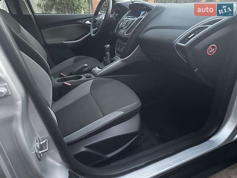 Универсал Ford Focus 2011 в Коростене