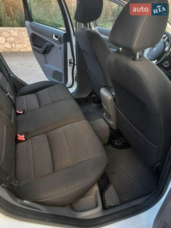 Универсал Ford Focus 2010 в Теребовле