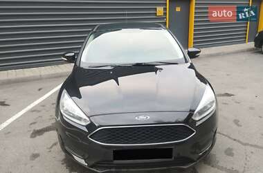 Седан Ford Focus 2015 в Василькове