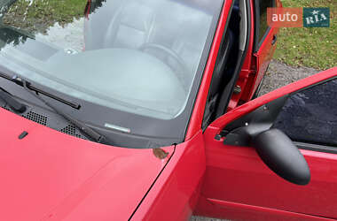 Седан Ford Focus 2001 в 