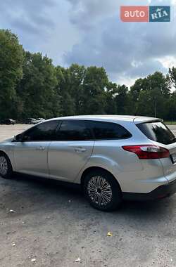 Универсал Ford Focus 2014 в 