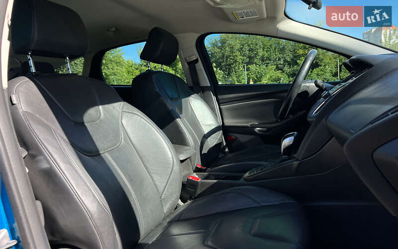 Хэтчбек Ford Focus 2015 в Львове
