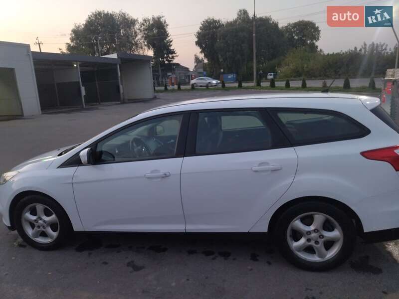 Универсал Ford Focus 2013 в Любаре