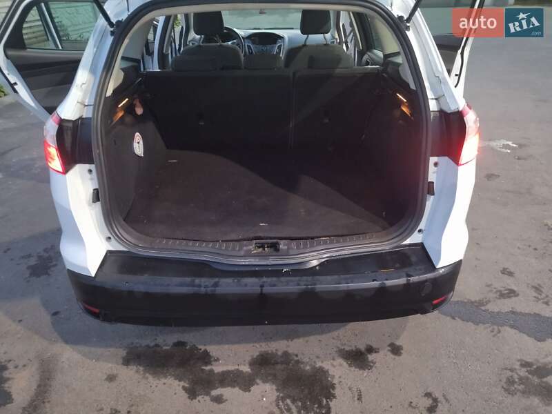Универсал Ford Focus 2013 в Любаре
