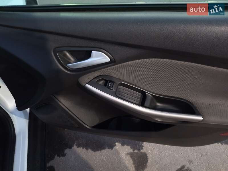 Универсал Ford Focus 2013 в Любаре