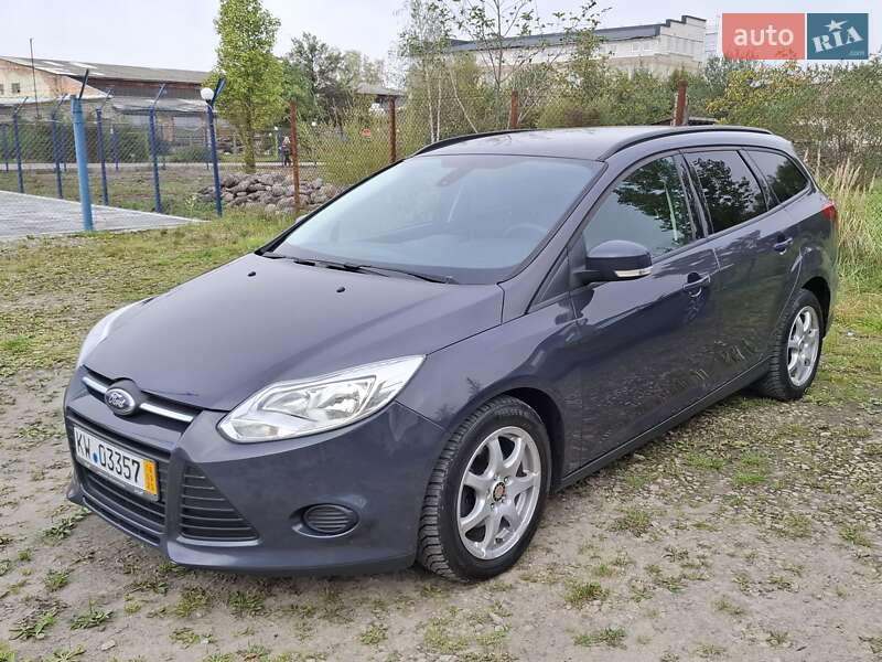 Универсал Ford Focus 2014 в 