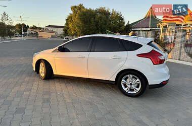 Хэтчбек Ford Focus 2014 в 