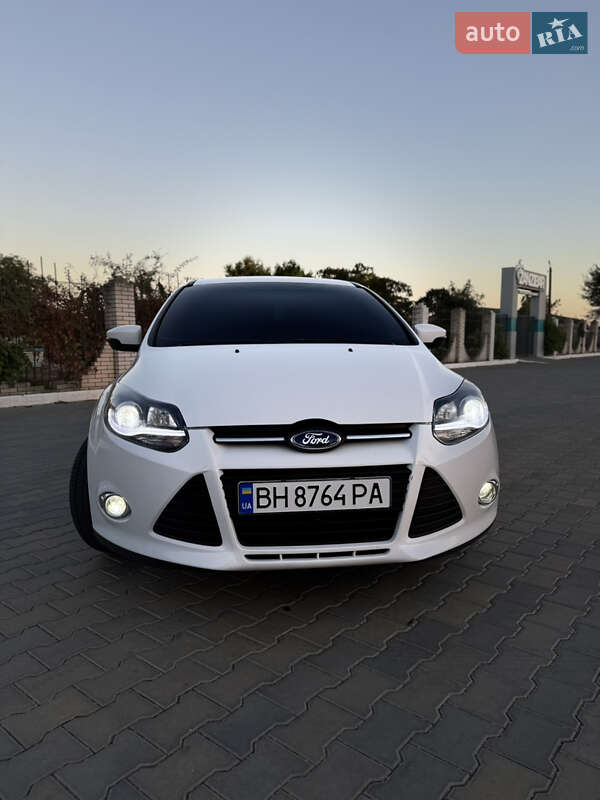 Хэтчбек Ford Focus 2014 в Измаиле