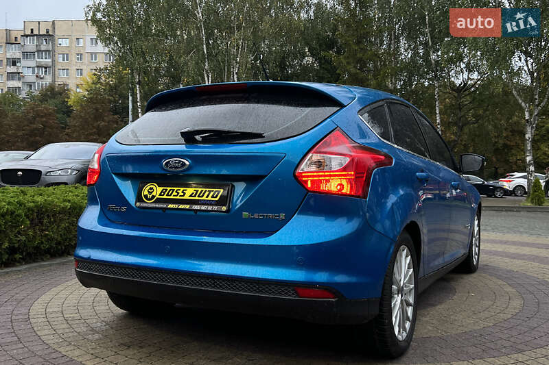Хэтчбек Ford Focus 2012 в Львове