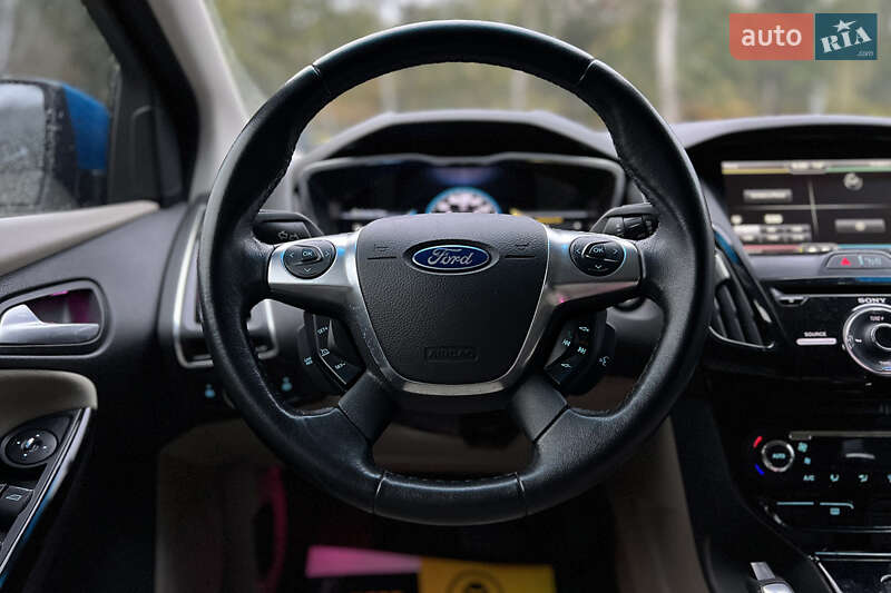 Хэтчбек Ford Focus 2012 в Львове