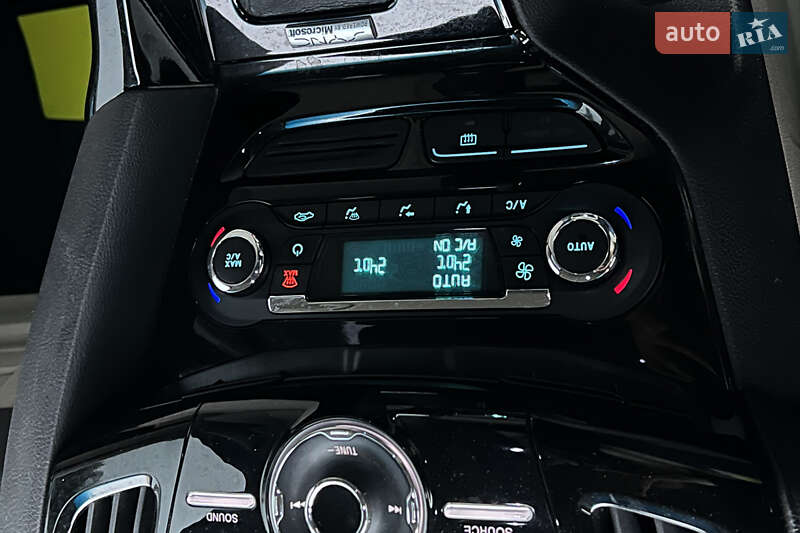 Хэтчбек Ford Focus 2012 в Львове